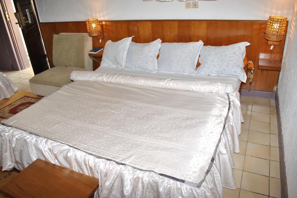 Hotel Framotel Kribi Kültér fotó
