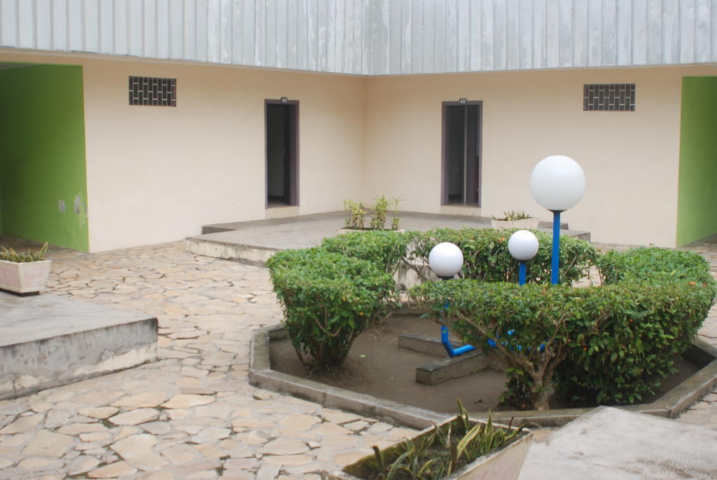 Hotel Framotel Kribi Kültér fotó