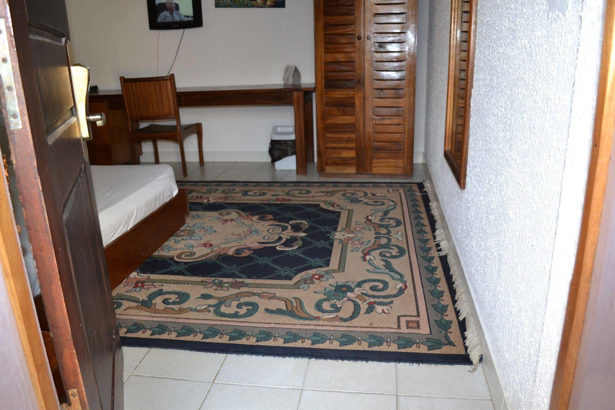 Hotel Framotel Kribi Kültér fotó